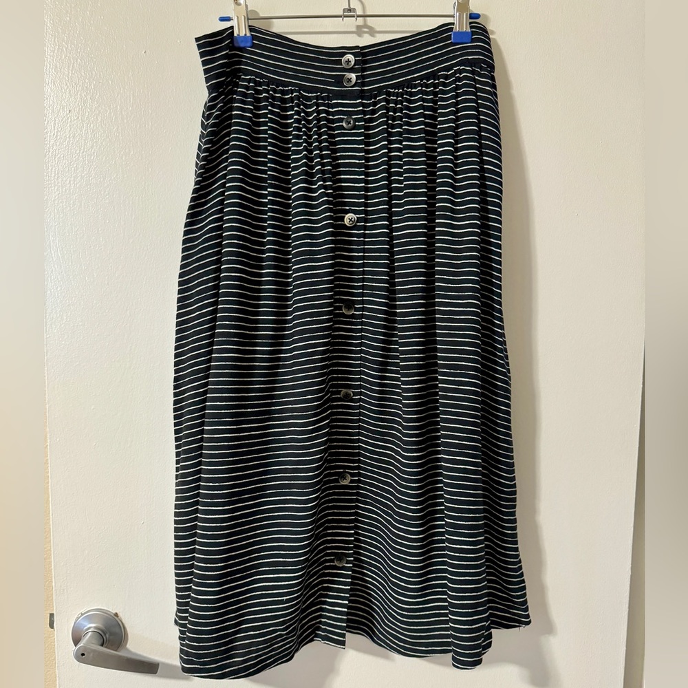 Madewell black and white striped button-up midi skirt